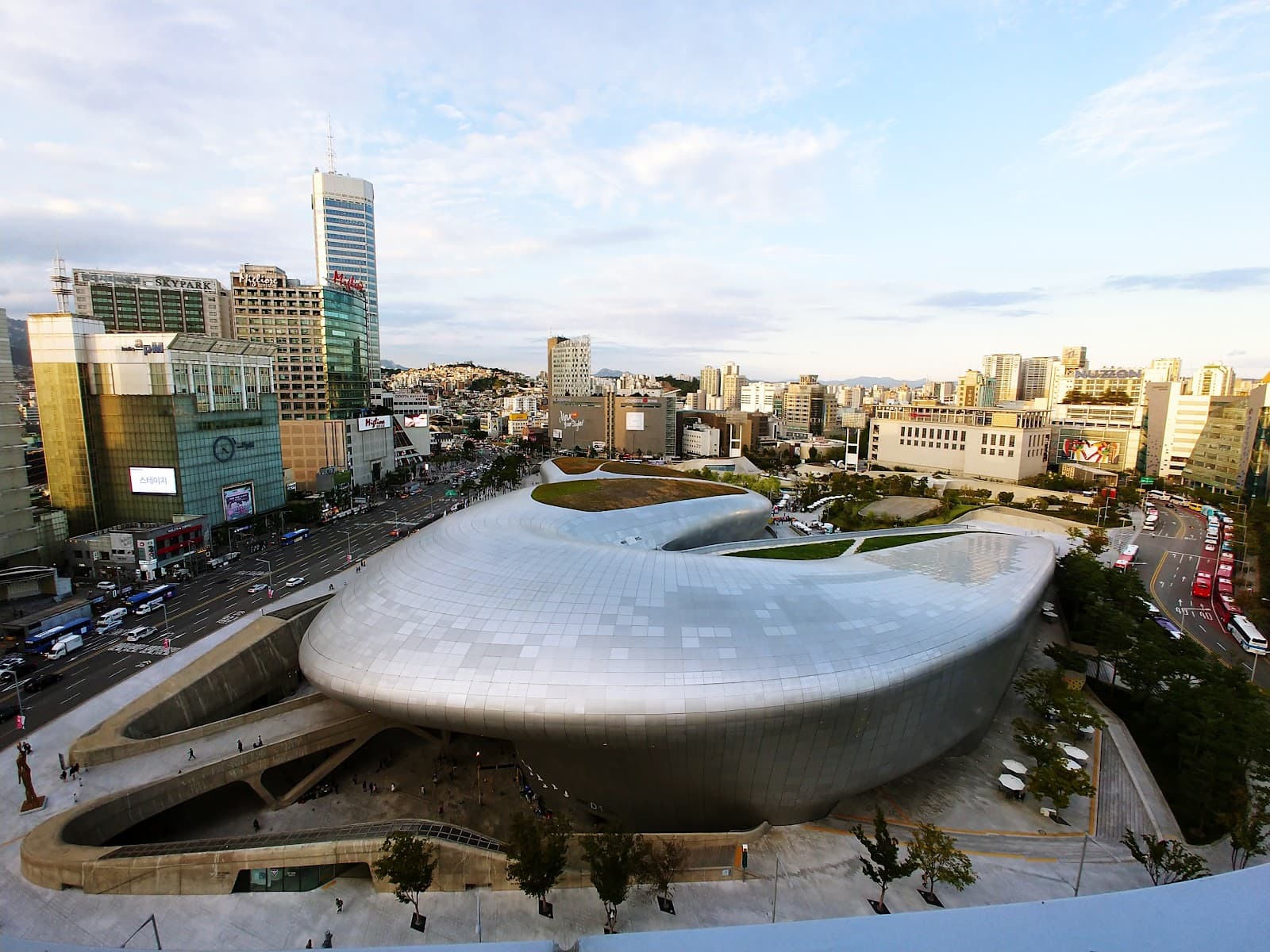 K-pop恶魔猎手与首尔：7个设计前沿空间指南