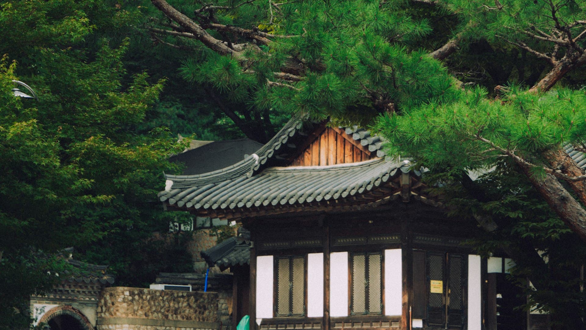 首尔自动文化遗产指南：从语音导览到智能手机导览