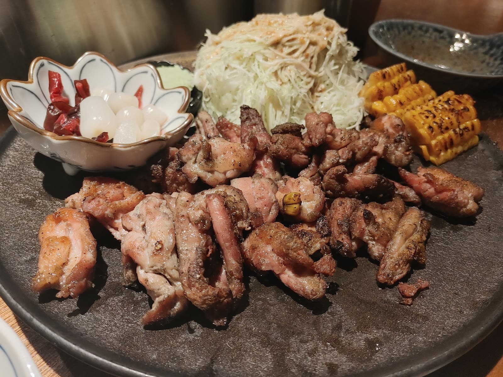 ソウル焼肉完全ガイド2025:サムギョプサルから韓牛まで地域別おすすめ8選