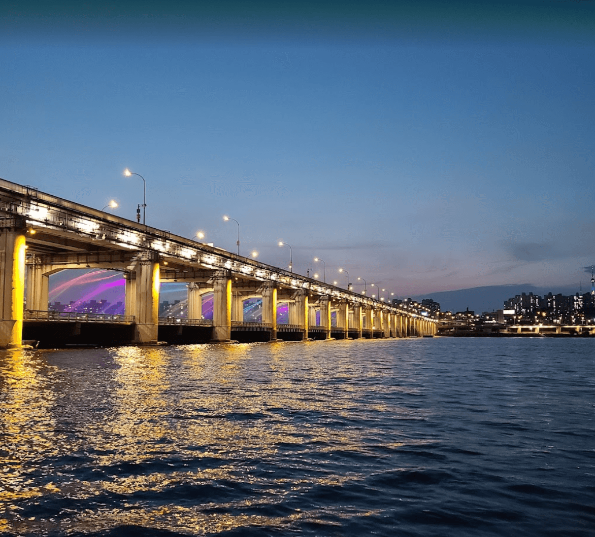 盤浦大橋月光レインボー噴水