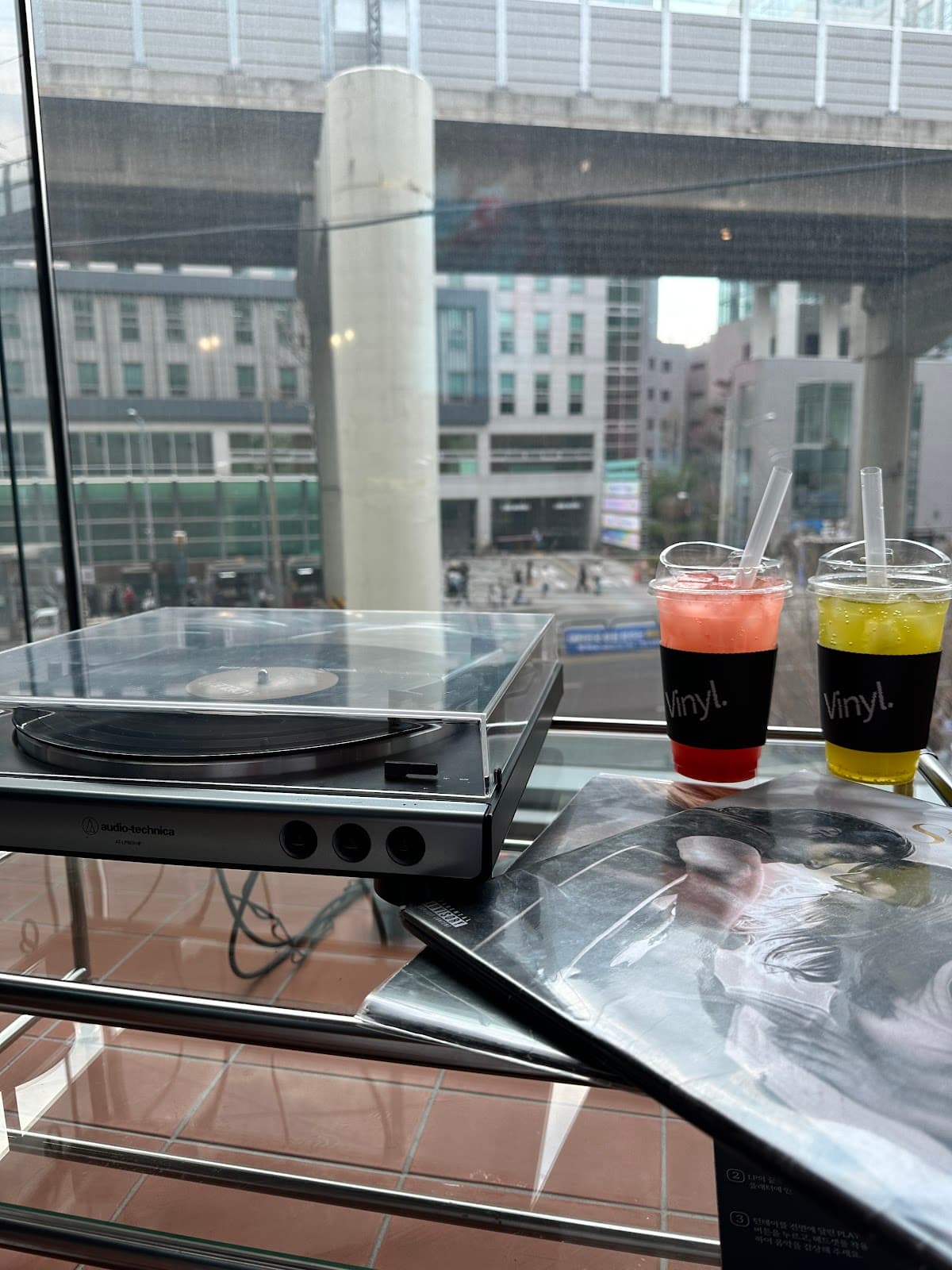 House of Vinyl (黑胶唱片屋) 2