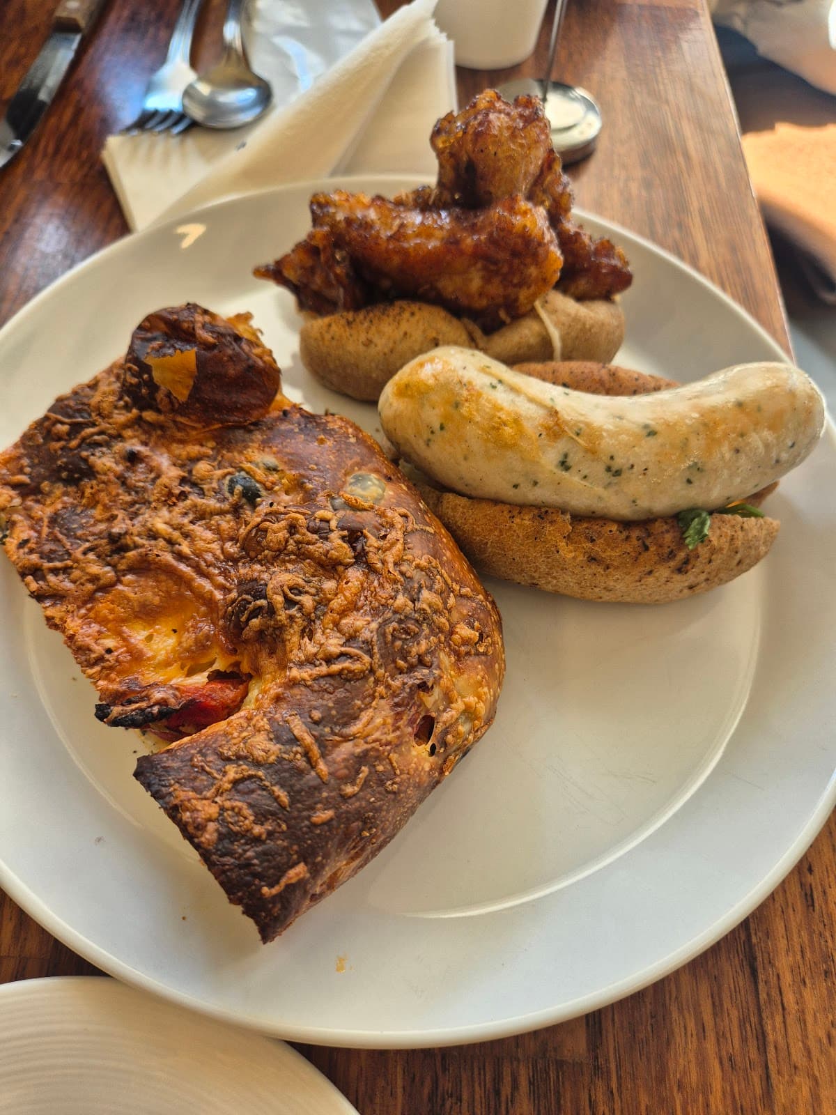 MILS — 성수동 사워도우 베이커리 카페 3