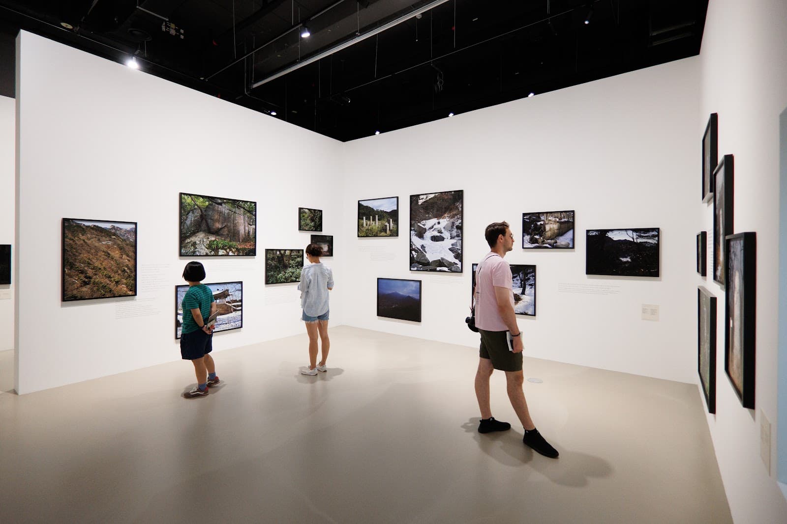 首尔摄影美术馆 (Photo SeMA)