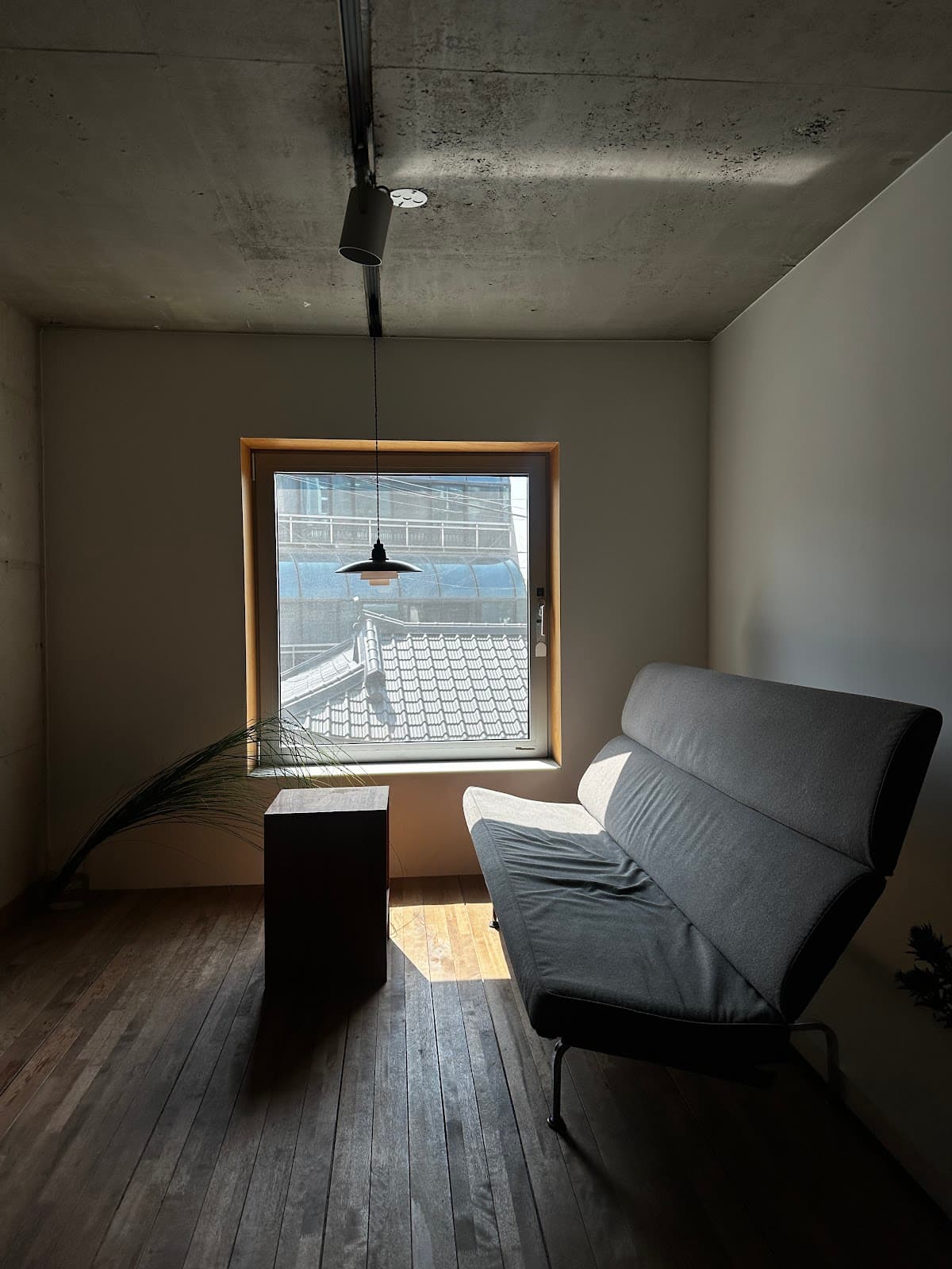 ZakiLove — 後岩洞のバイナルLPカフェ 5